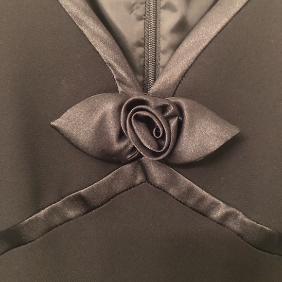 Evan-Picone Black Sleeveless Cocktail Dress - Picture 3 of 6